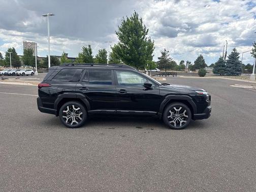 Crystal Black Silica 2026 Subaru Outback Touring XT
