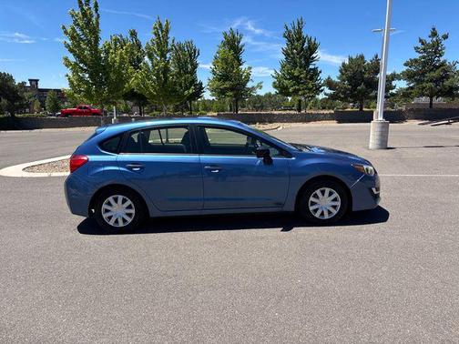 Quartz Blue Pearl 2016 Subaru Impreza 2.0i