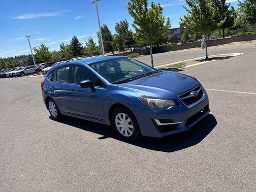 Quartz Blue Pearl 2016 Subaru Impreza 2.0i