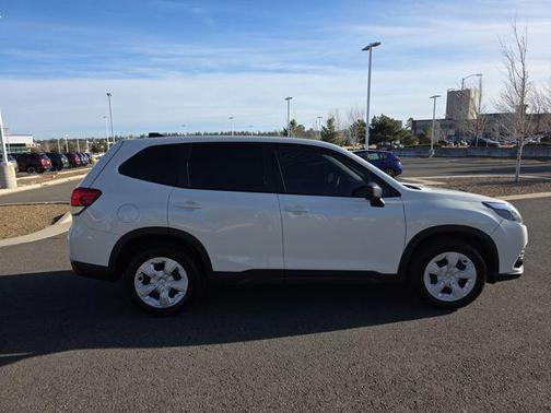 2024 Subaru Forester Base