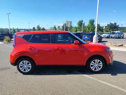 Inferno Red 2025 Kia Soul LX