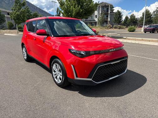 Inferno Red 2025 Kia Soul LX