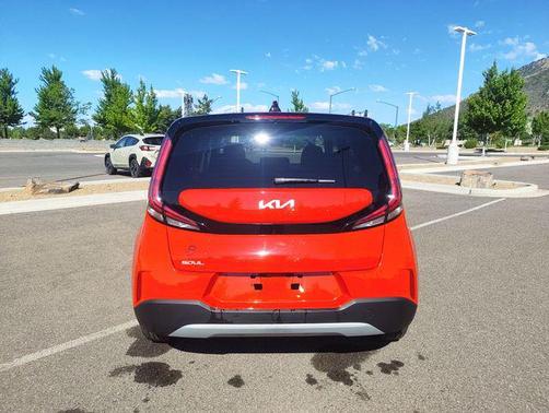 Inferno Red 2025 Kia Soul LX