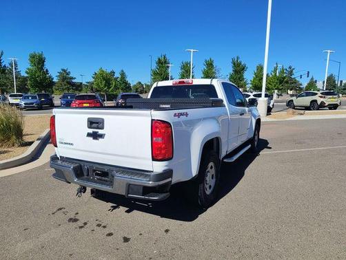Summit White 2016 Chevrolet Colorado WT
