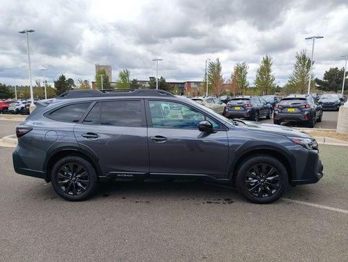 Magnetite Gray Metallic 2025 Subaru Outback Onyx Edition