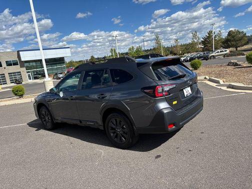 Magnetite Gray Metallic 2025 Subaru Outback Onyx Edition