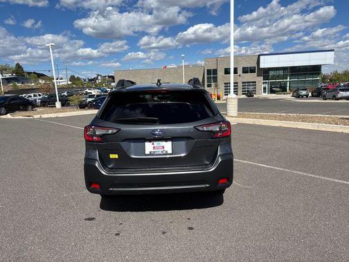 Magnetite Gray Metallic 2025 Subaru Outback Onyx Edition