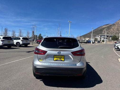 2020 Nissan Rogue Sport S