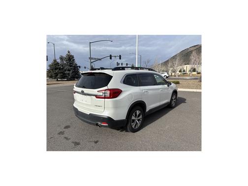 2024 Subaru Ascent Premium