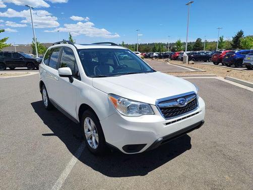 Satin White Pearl 2015 Subaru Forester 2.5i Premium