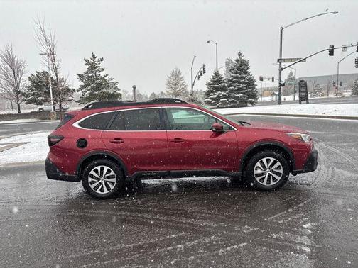 2021 Subaru Outback Premium