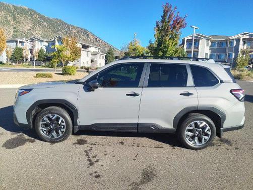 River Rock Pearl 2026 Subaru Forester Premium