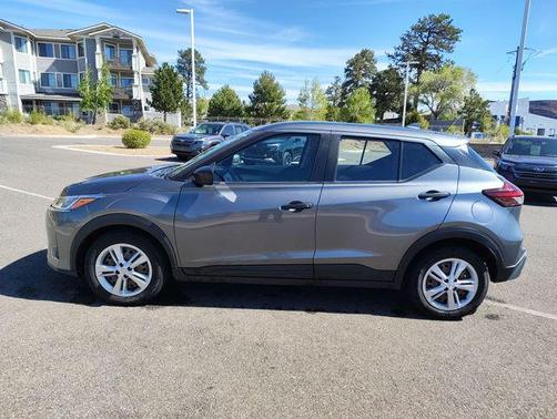 Gun Metallic 2022 Nissan Kicks S