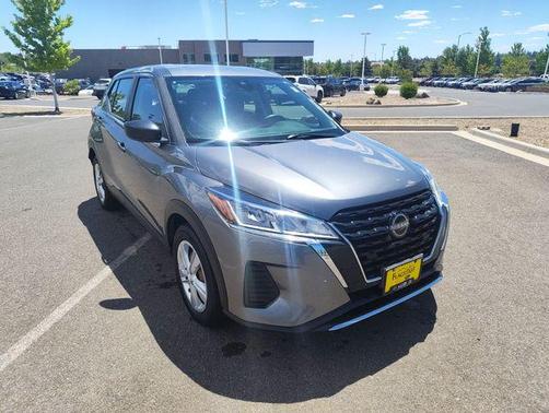 Gun Metallic 2022 Nissan Kicks S