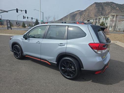 2024 Subaru Forester Sport