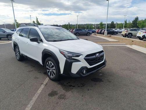 Crystal White Pearl 2025 Subaru Outback Base