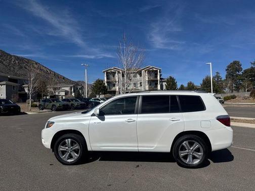 2010 Toyota Highlander Sport