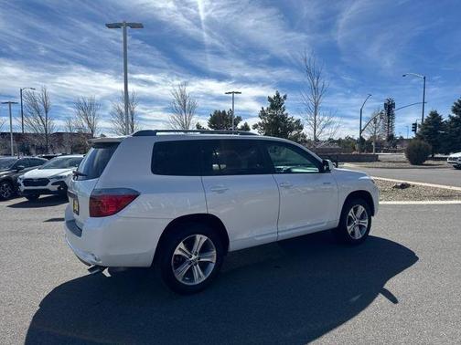 2010 Toyota Highlander Sport