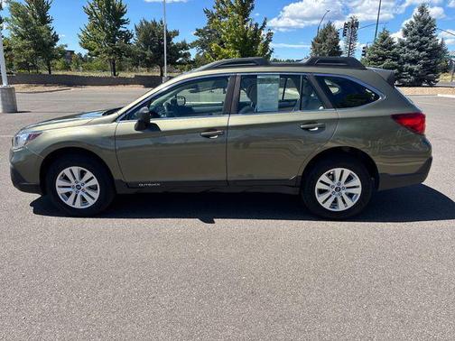 Wilderness Green Metallic 2019 Subaru Outback 2.5i
