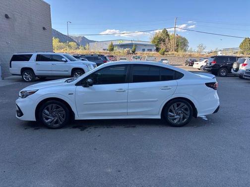 2024 Subaru Legacy Sport