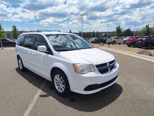 Bright White Clearcoat 2014 Dodge Grand Caravan SXT