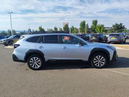 Ice Silver Metallic 2023 Subaru Outback Premium