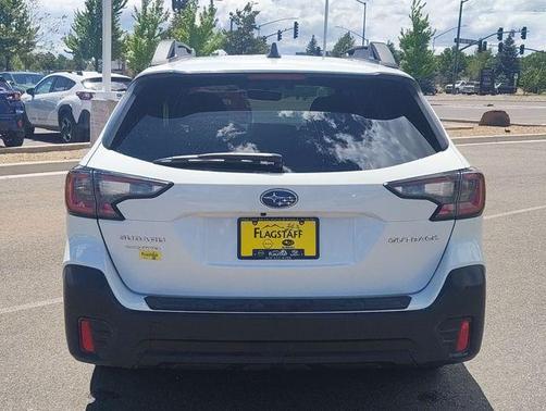 Crystal White Pearl 2022 Subaru Outback Premium