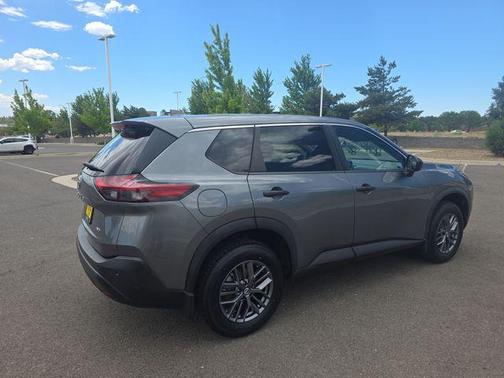 Gun Metallic 2021 Nissan Rogue S