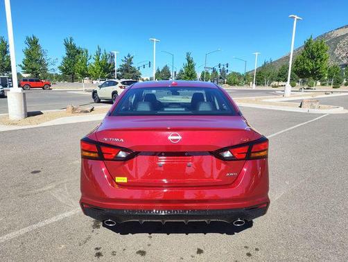 Scarlet Ember 2025 Nissan Altima SR AWD