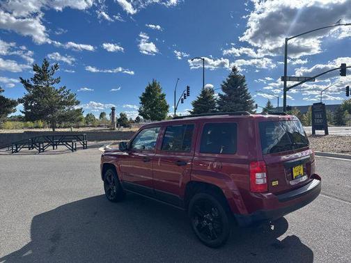 Deep Cherry Red Crystal Pearlcoat 2015 Jeep Patriot Altitude Edition