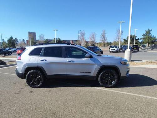 Billet Silver Metallic Clearcoat 2019 Jeep Cherokee Altitude