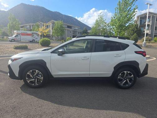 Crystal White Pearl 2024 Subaru Crosstrek Premium