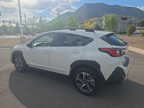 Crystal White Pearl 2024 Subaru Crosstrek Premium