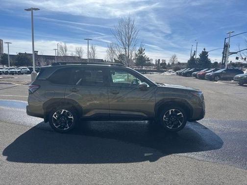 Green Metallic 2026 Subaru Forester Limited