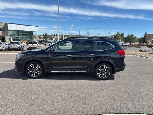 Crystal Black Silica 2024 Subaru Ascent Touring 7-Passenger