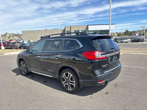 Crystal Black Silica 2024 Subaru Ascent Touring 7-Passenger