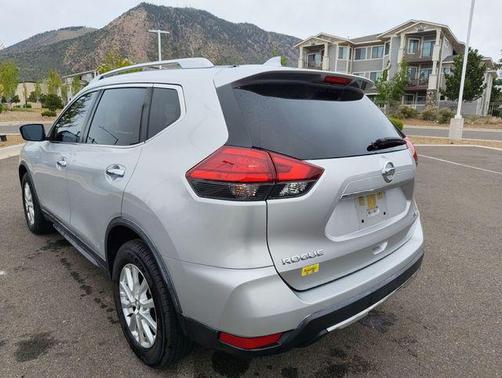 Brilliant Silver 2017 Nissan Rogue SV