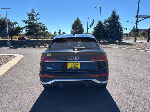 Mythos Black Metallic 2022 Audi Q5 45 S line Premium Plus