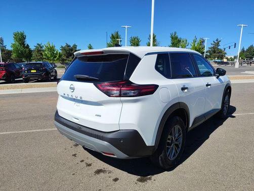 Glacier White 2023 Nissan Rogue S