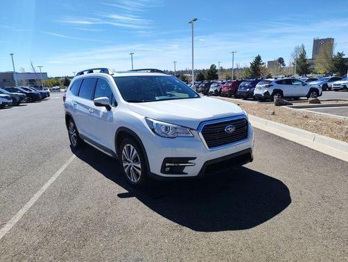 Crystal White Pearl 2022 Subaru Ascent Limited 7-Passenger