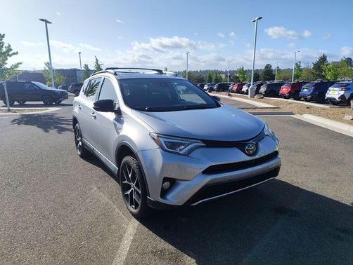 Silver Sky Metallic 2017 Toyota RAV4 SE