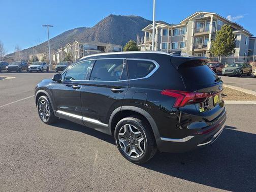 2023 Hyundai SANTA FE HEV SEL Premium