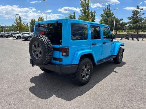 Chief Clearcoat 2017 Jeep Wrangler Unlimited Sahara