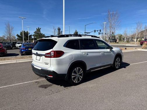 Crystal White Pearl 2021 Subaru Ascent Limited 7-Passenger