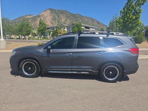 Magnetite Gray Metallic 2019 Subaru Ascent Touring 7-Passenger
