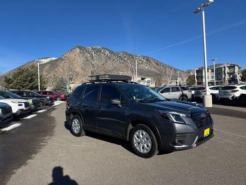 2023 Subaru Forester Base