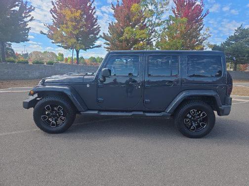 Rhino Clearcoat 2018 Jeep Wrangler JK Unlimited Sahara