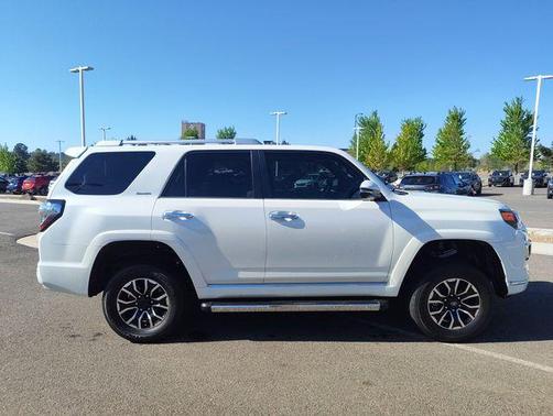 Blizzard Pearl 2020 Toyota 4Runner Limited