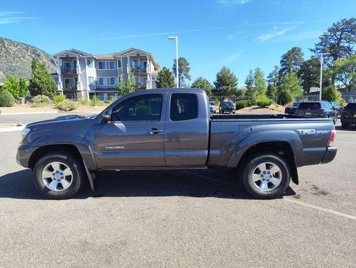 Magnetic Gray Metallic 2014 Toyota Tacoma Base