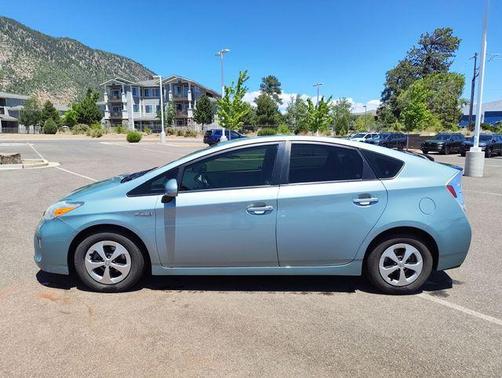 Pearl 2013 Toyota Prius Four
